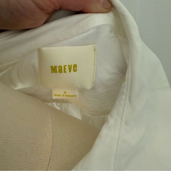 [Meave] Women's White Button-Up Blouse - Size Small - Picture 3 of 4